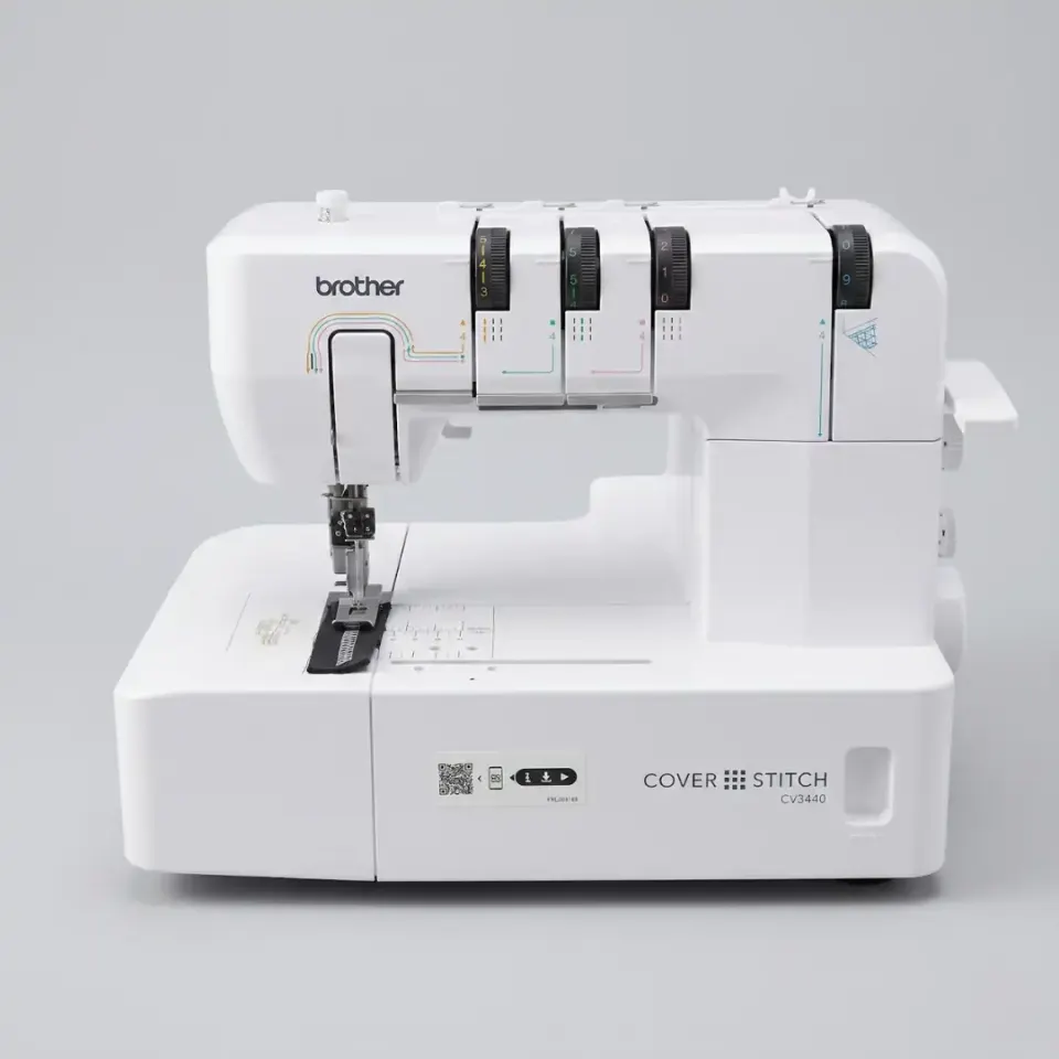 Recubridora Collaretera Brother CV3440